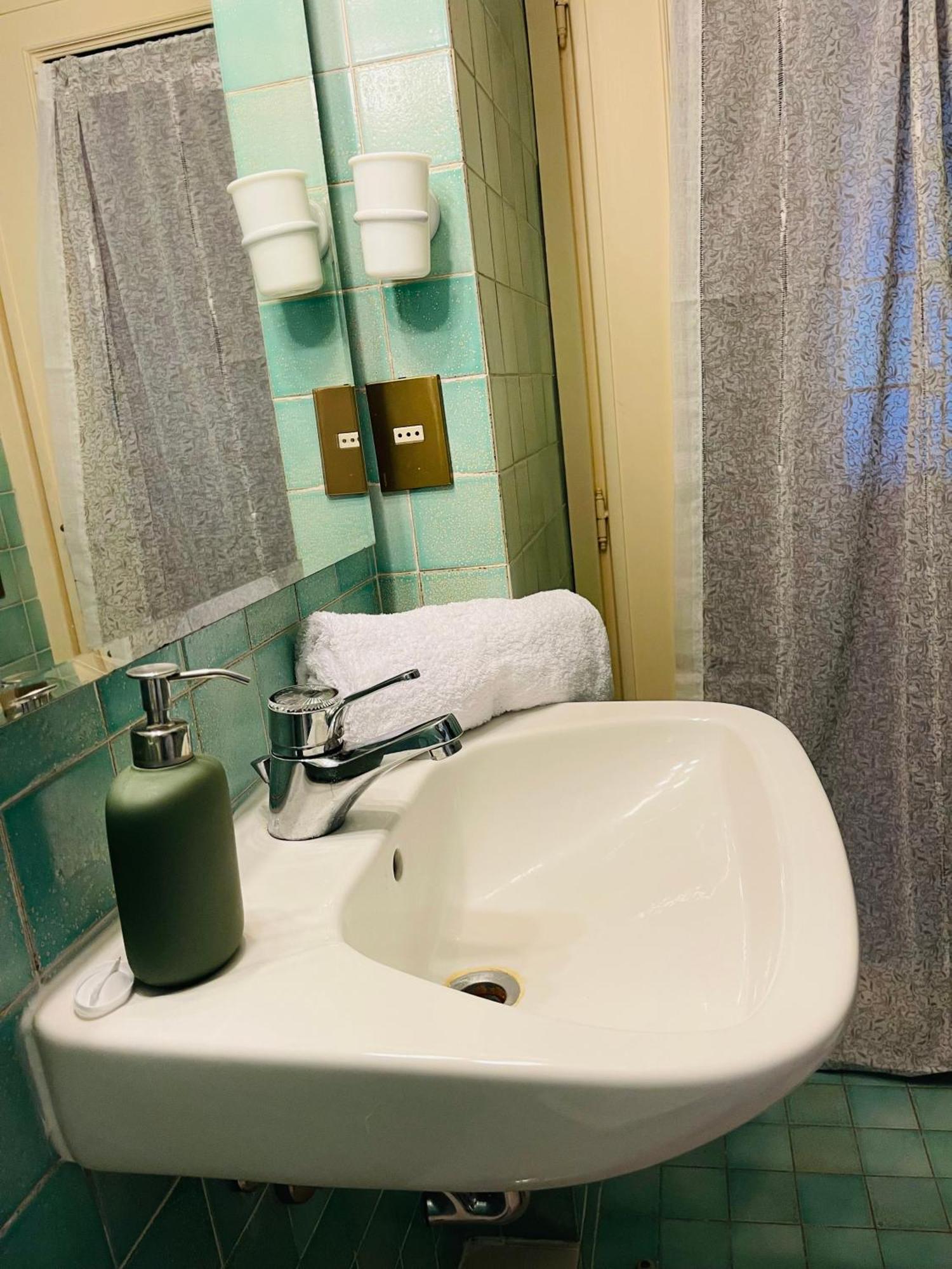 Holiday Colosseum Rome Bed & Breakfast Dış mekan fotoğraf