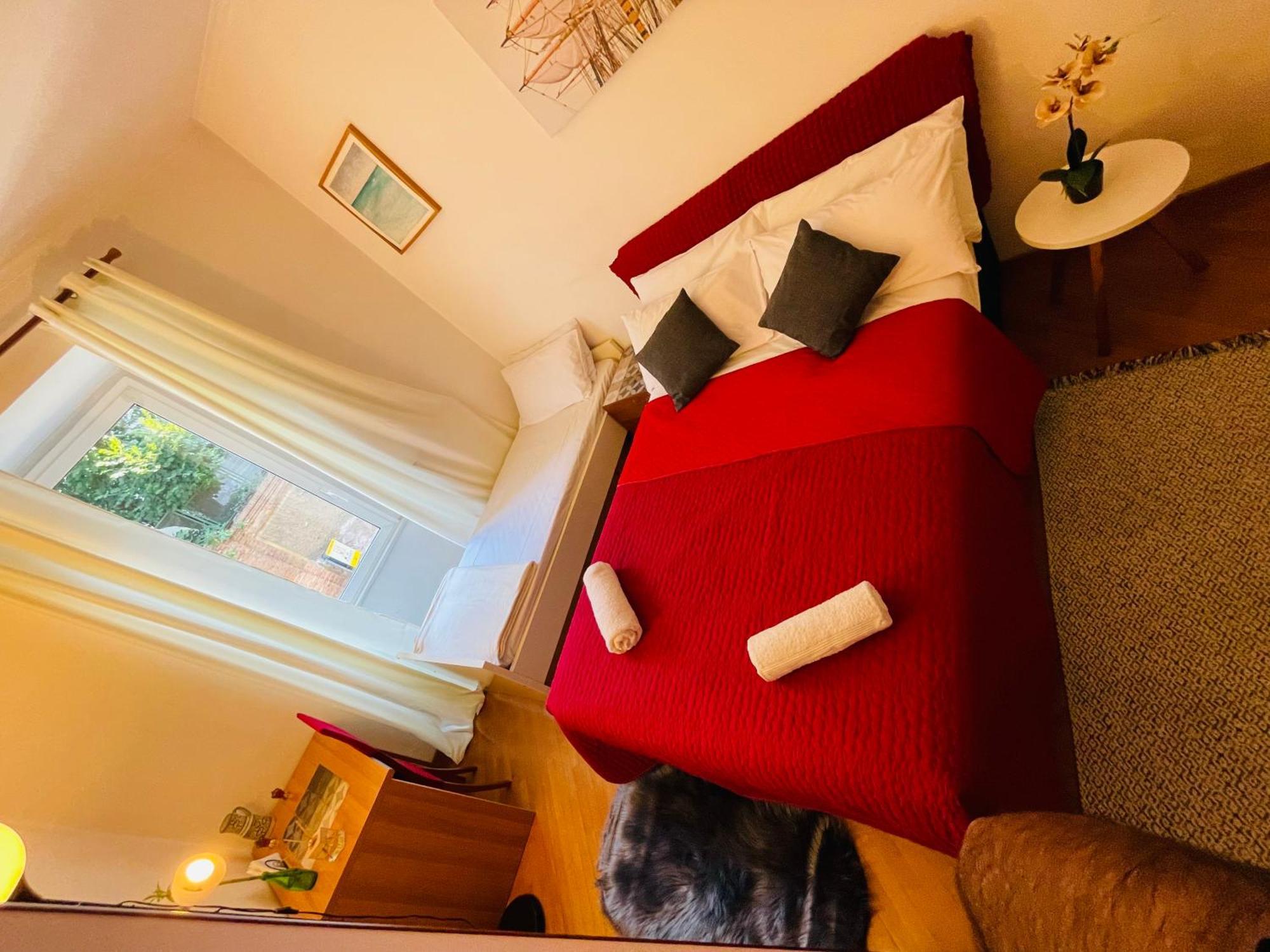 Holiday Colosseum Rome Bed & Breakfast Dış mekan fotoğraf